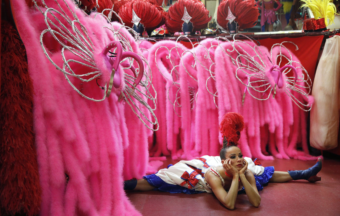 За кулисами кабаре "Мулен Руж", Париж