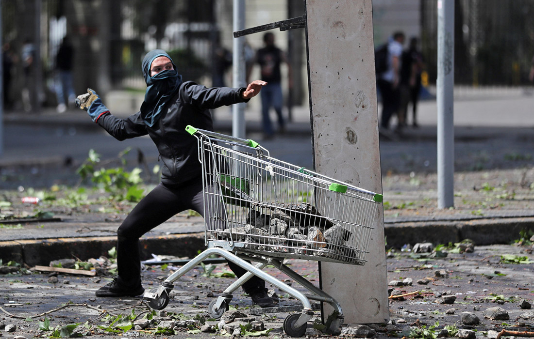 В ходе протестов в Чили были задержаны более 1400 человек