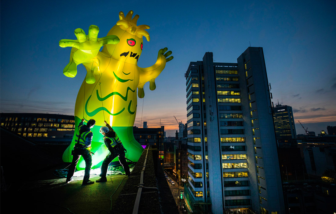 В Манчестере идет подготовка к празднованию Хеллоуина