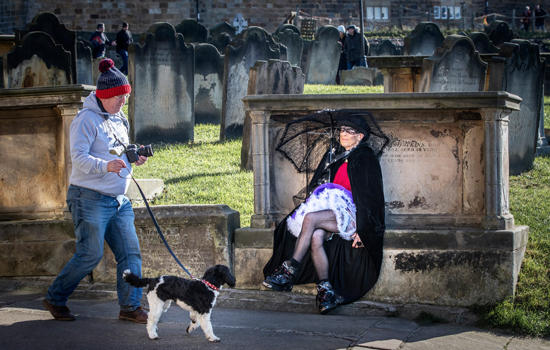 Фестиваль готической субкультуры Whitby Goth Weekend прошел в британском Уитби