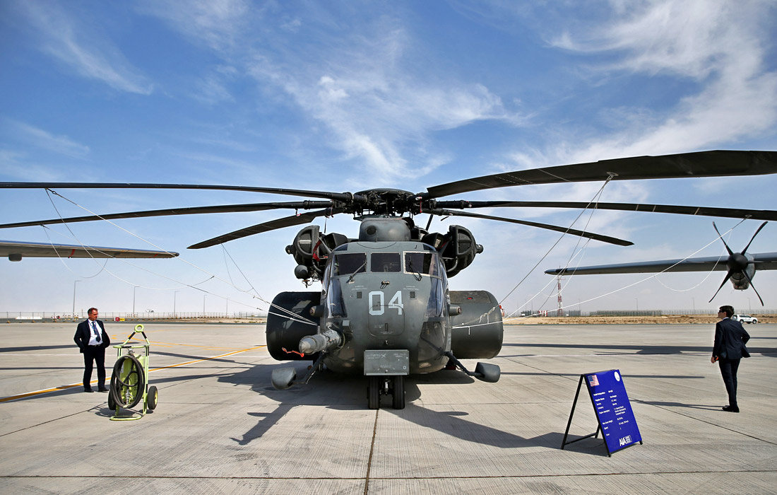 Американский военный вертолет MH-53E