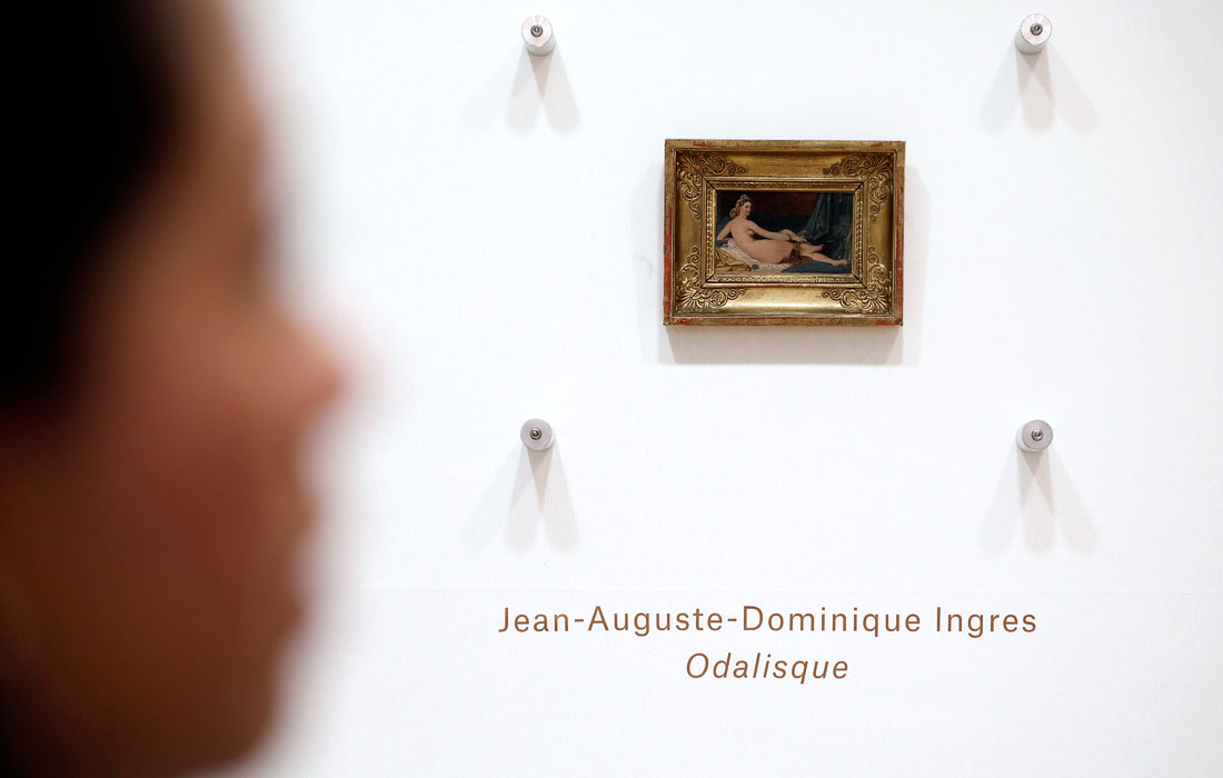 Миниатюру картины "Большой Одалиск" французского художника Жана Огюста Доминика Энгра выставили в аукционном доме Christie's в Париже