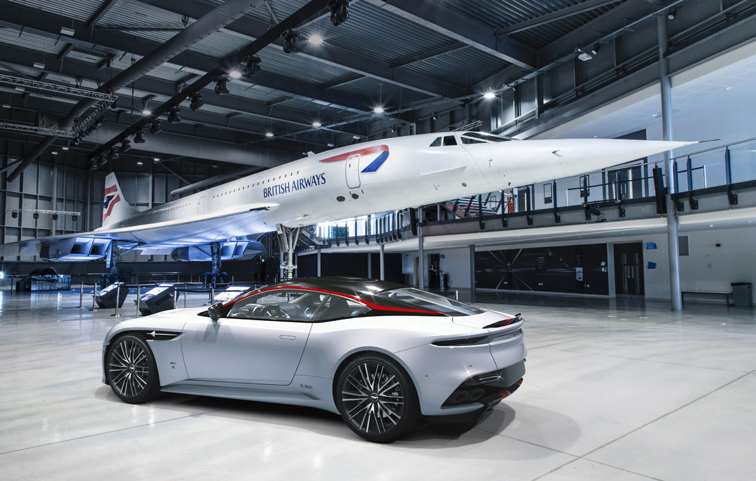 Британский автопроизводитель Aston Martin представил лимитированную версию автомобиля DBS Superleggera. Тираж коллекционного спорткара составит всего 10 экземпляров.