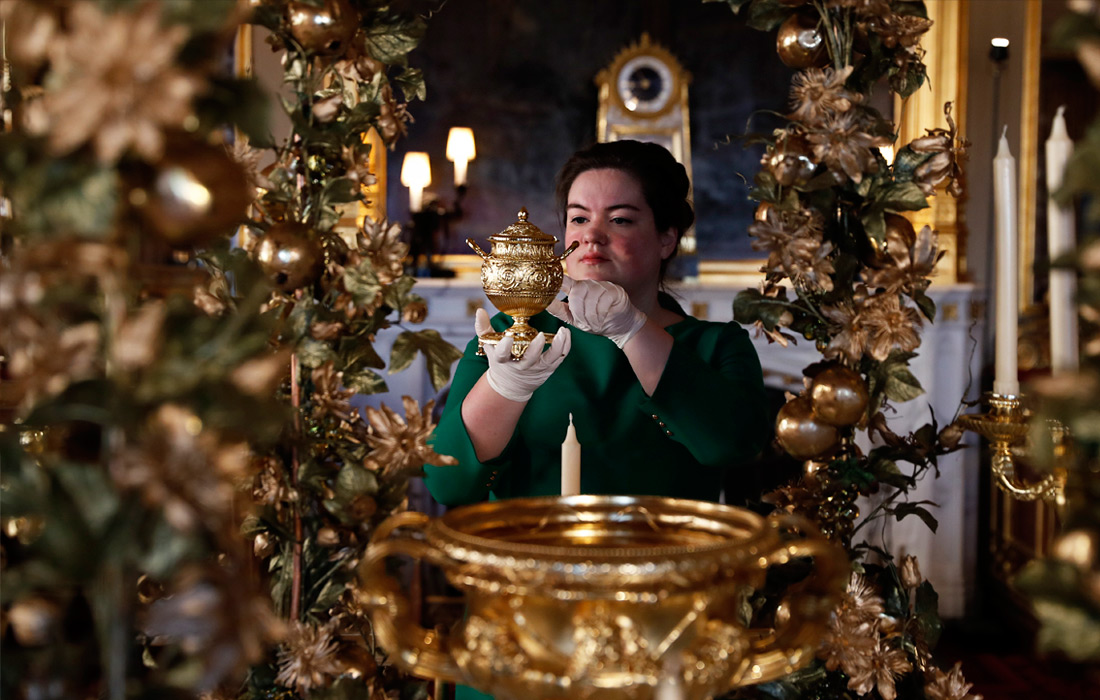 Виндзорский замок украсили к Рождеству