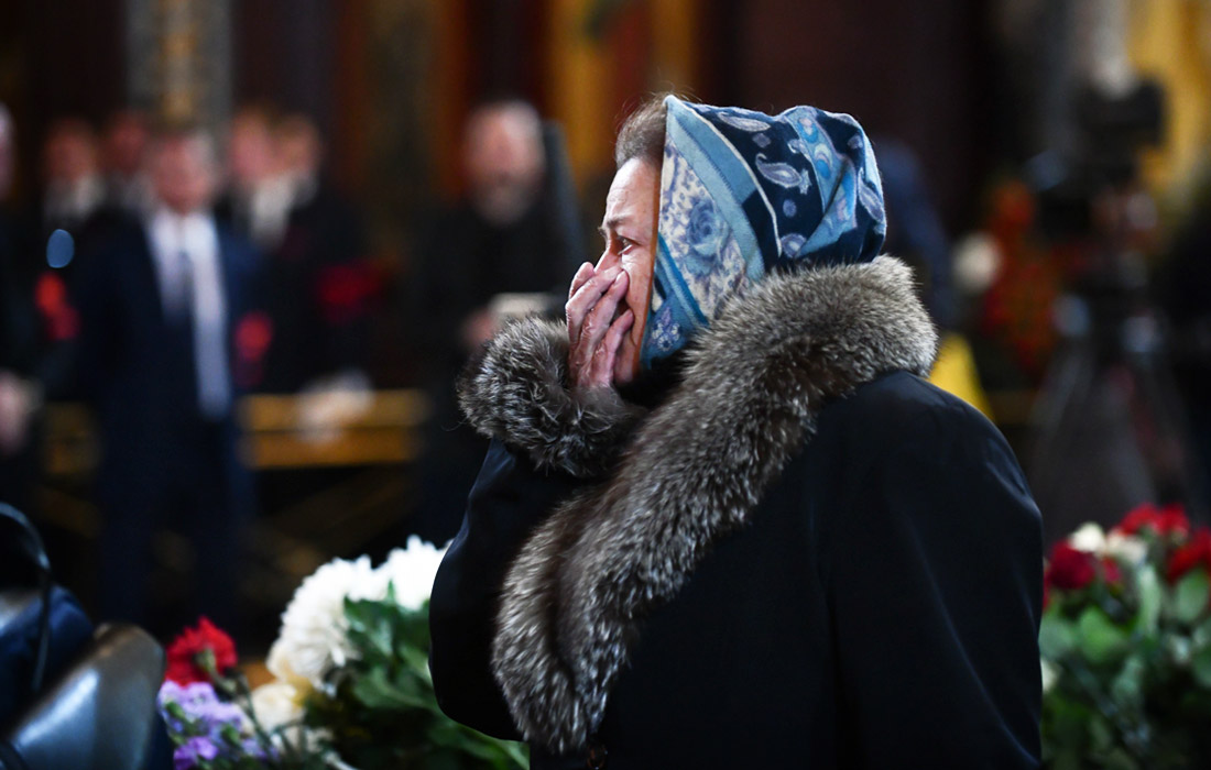 Прощание с  Юрием Лужковым