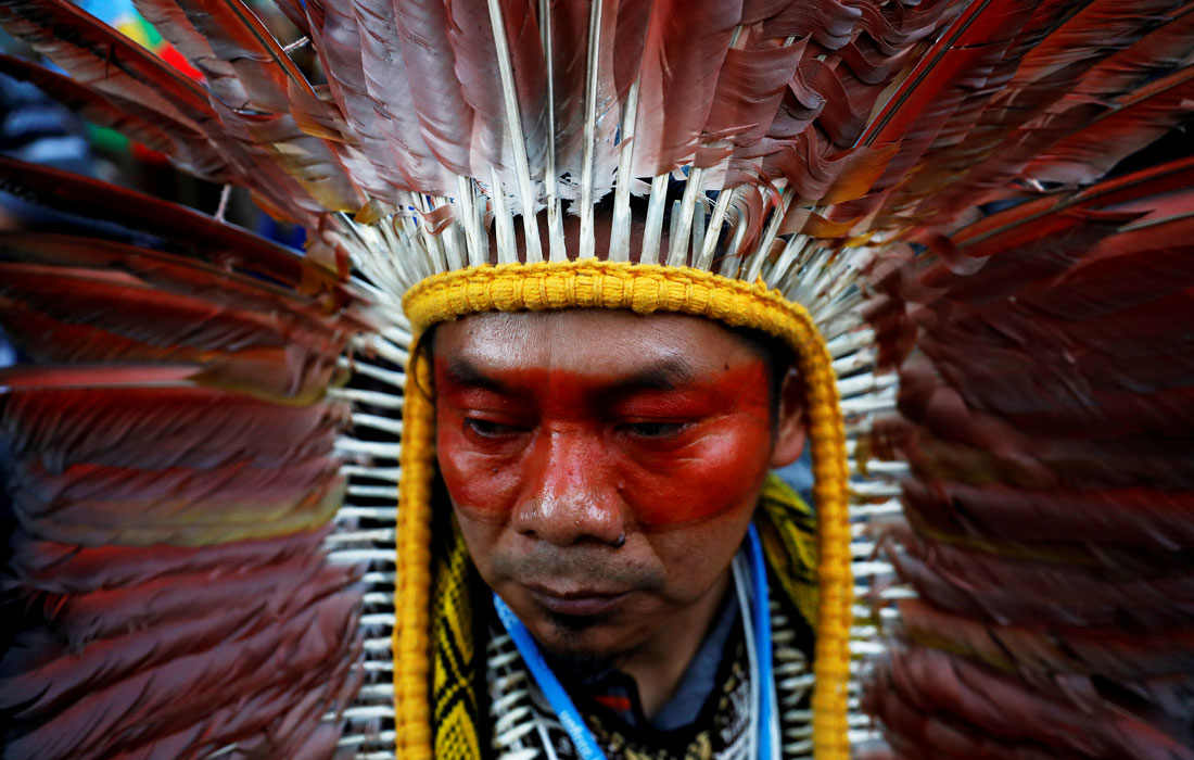 Экологический активист перед началом климатического саммит COP25 в Мадриде