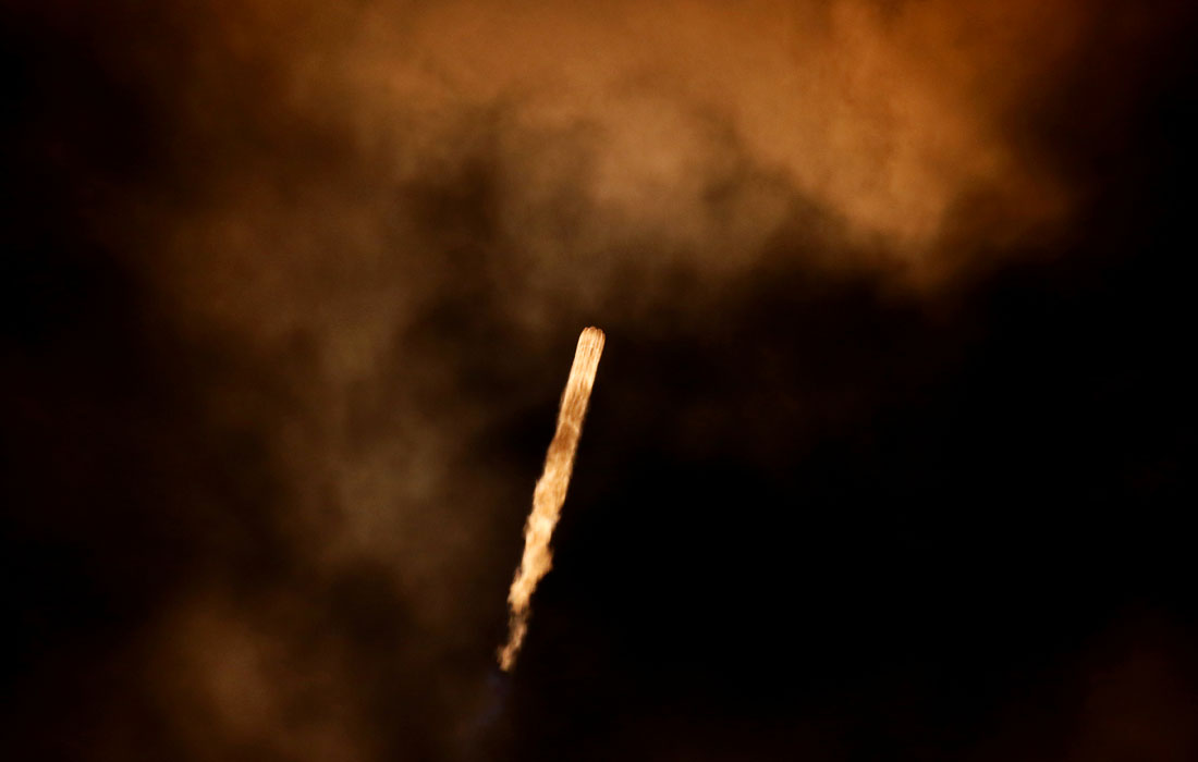 Американская ракета-носитель Falcon 9 стартовала на орбиту с японско-сингапурским телекоммуникационным спутником JCSat-18/Kacific-1, Флорида