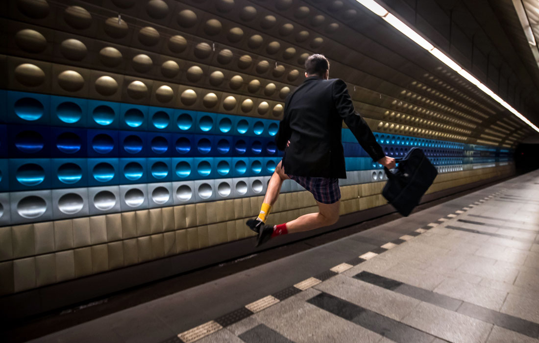 В Праге на короткое время сломалась гравитация