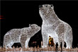 Скульптуры белых медведей в Парке Горького