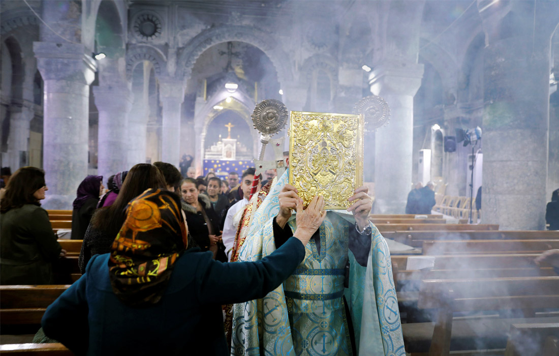 Месса в канун Рождества в церкви недалеко от Мосула, Ирак
