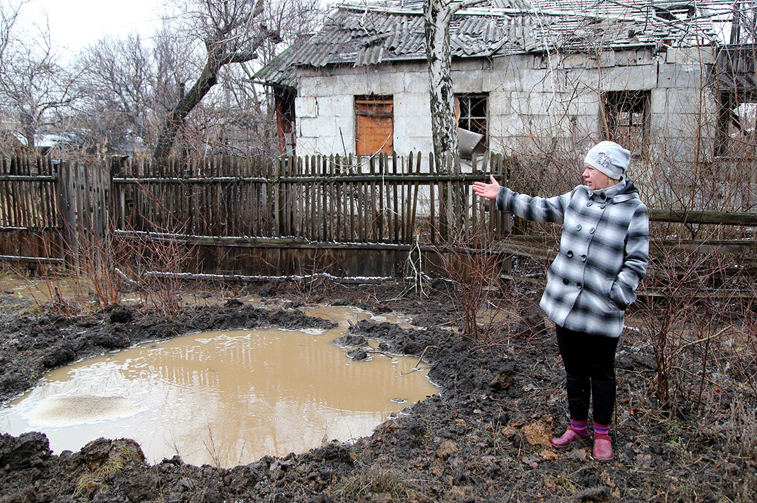 В результате минометного обстрела ВФУ поврежден водопровод в Горловке (самопровозглашённая ДНР)