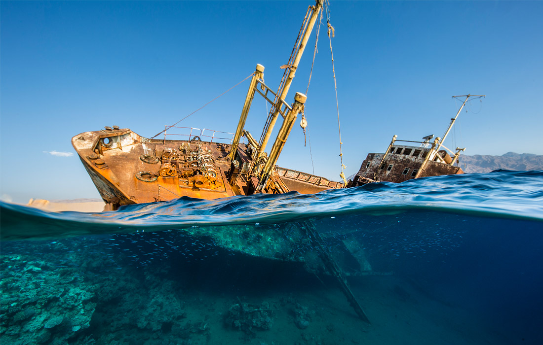 2-е место в категории "Обломки". Рене Капоццола, США.