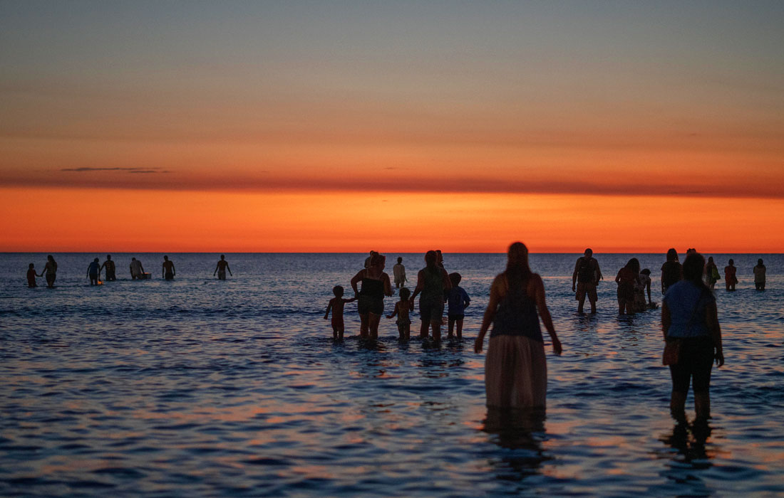В Уругвае отметили праздник в честь морской богини Йемайи