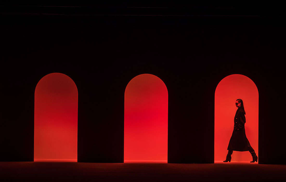 Показ осенне-зимней коллекции Balmain от Оливье Рустена