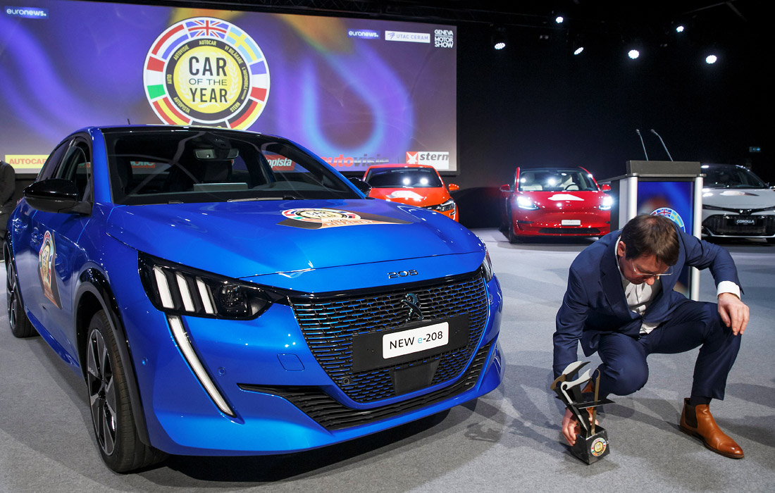 Хетчбэк Peugeot 208 признали автомобилем года в Европе
