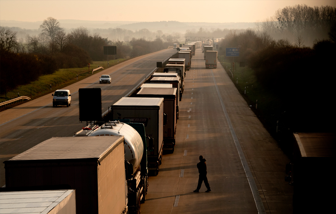 Из-за возобновления контроля на границе Польши и Германии образовалась многокилометровая пробка