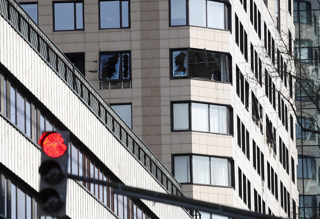 В здании бизнес-центра "Панорама" на 2-й Брестской улице в Москве произошел взрыв