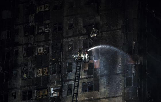 Пожар в небоскребе в ОАЭ
