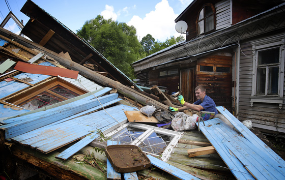 Прорыв дамбы в подмосковной Рузе