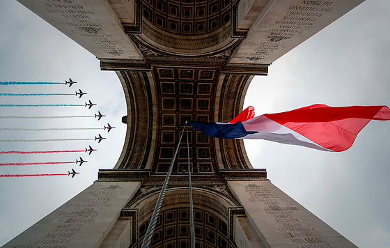 Празднование Дня взятия Бастилии во Франции