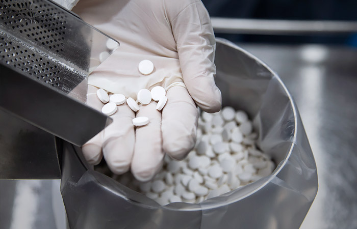 В РФПИ анонсировали появление противокоронавирусного "Авифавира" в аптеках до конца июля