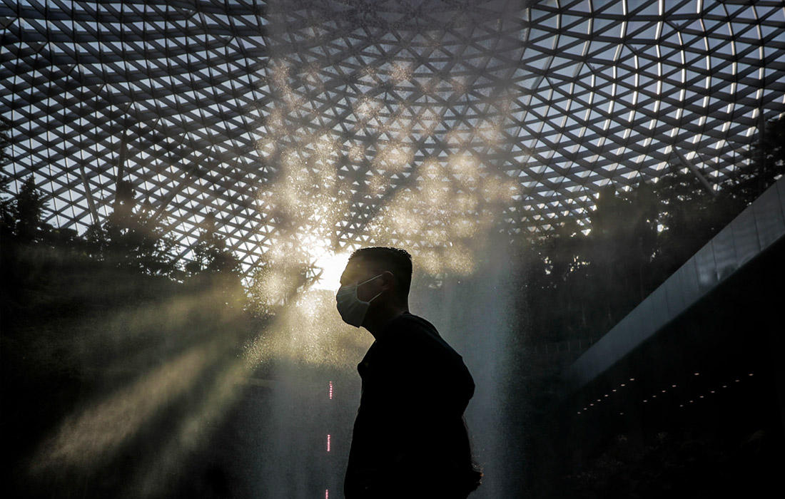 В Сингапуре за сутки выявили 334 новых случая COVID-19