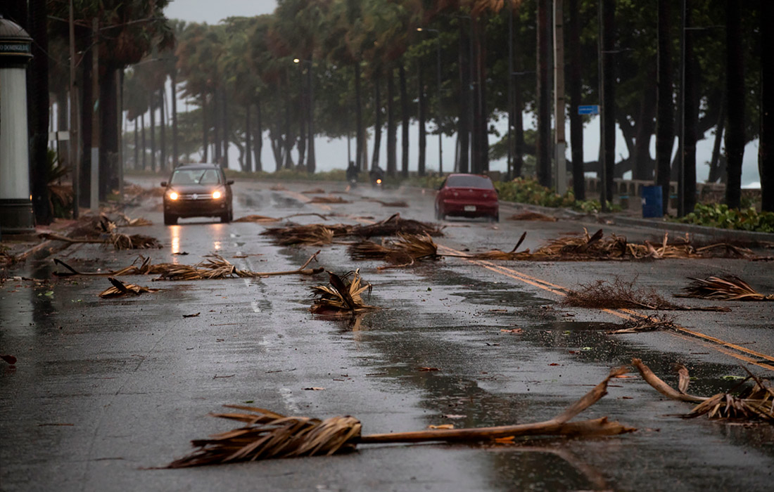 На Доминикану обрушился тропический шторм "Исайяс"