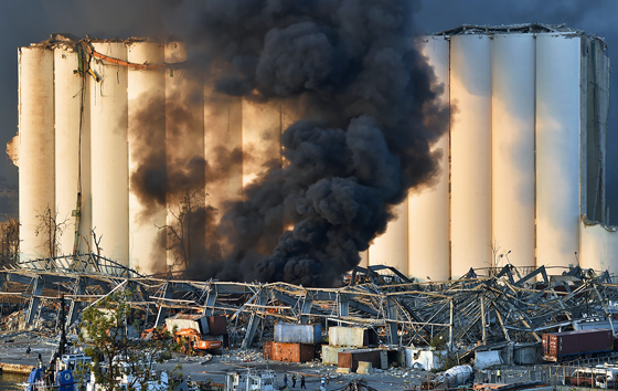 Взрывы в порту Бейрута