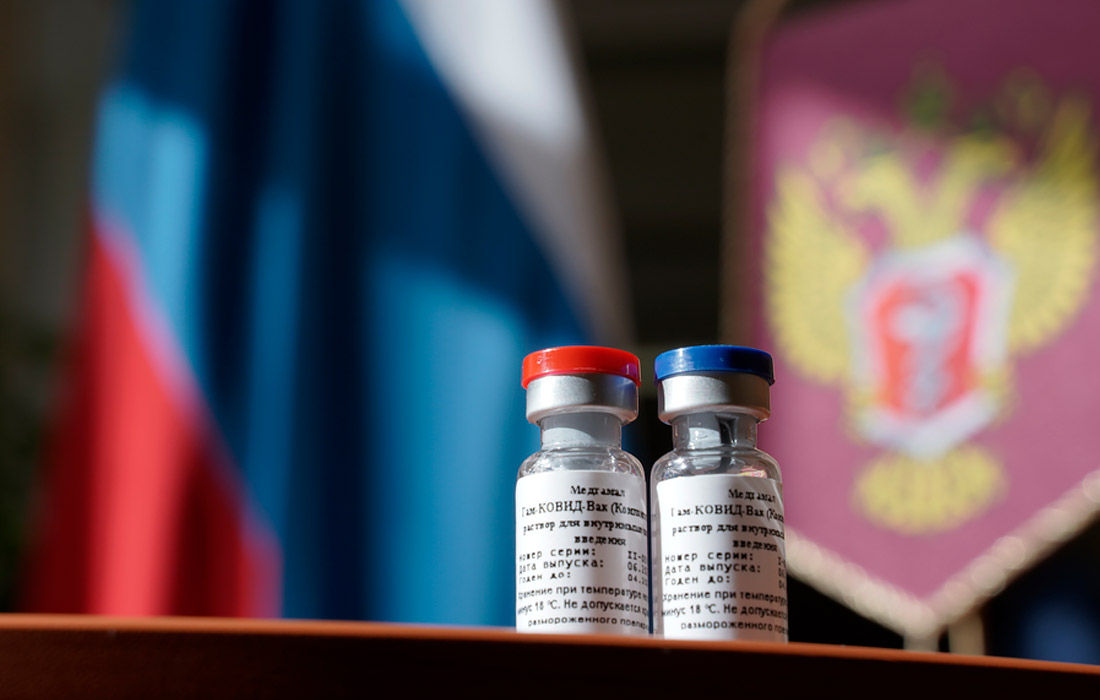 11 августа. Россия первой в мире зарегистрировала вакцину от коронавирусной инфекции. Работы над созданием препарата финансирует РФПИ. Президент РФ Владимир Путин сообщил, что одна из его дочерей успешно привилась российской вакциной.