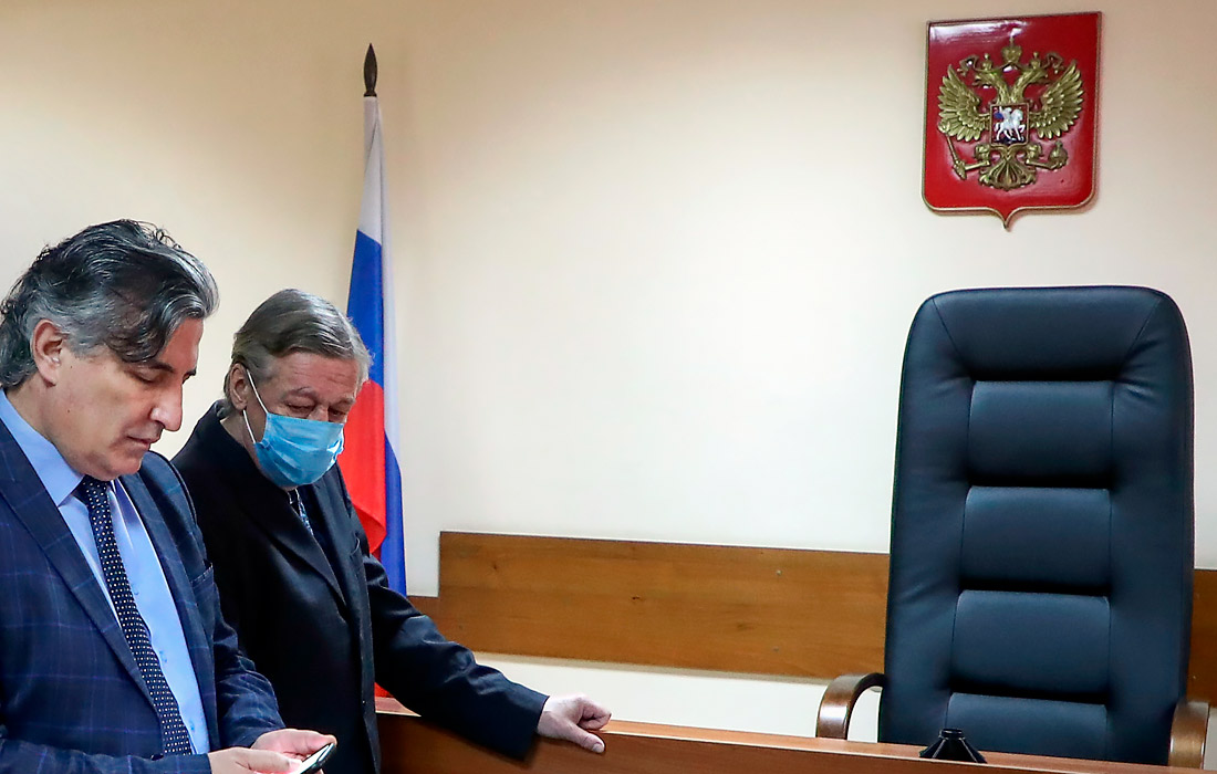 Просить об условно-досрочном освобождении Ефремов сможет только после того, как отбудет половину срока