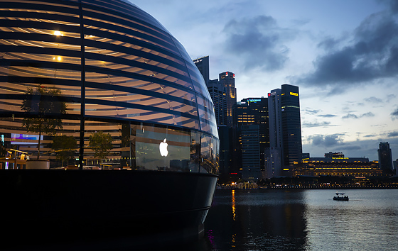 Apple откроет свой первый магазин на воде