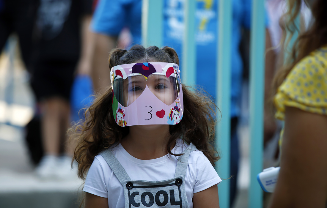 В Афинах открылись школы после ослабления карантинных ограничений