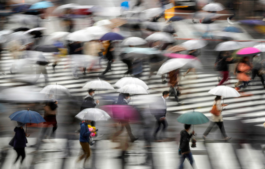Мощный тайфун "Чан-Хом" приближается к территории Японии