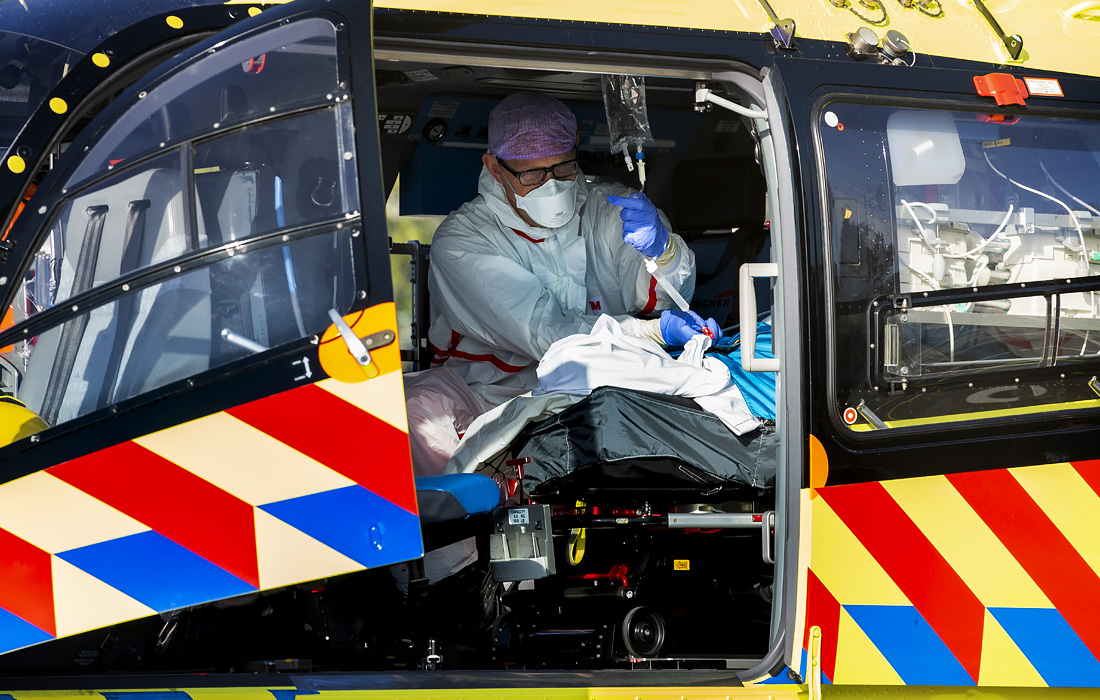 Из переполненных больниц Нидерландов транспортировали пациентов с COVID-19 в немецкий город Мюнстер