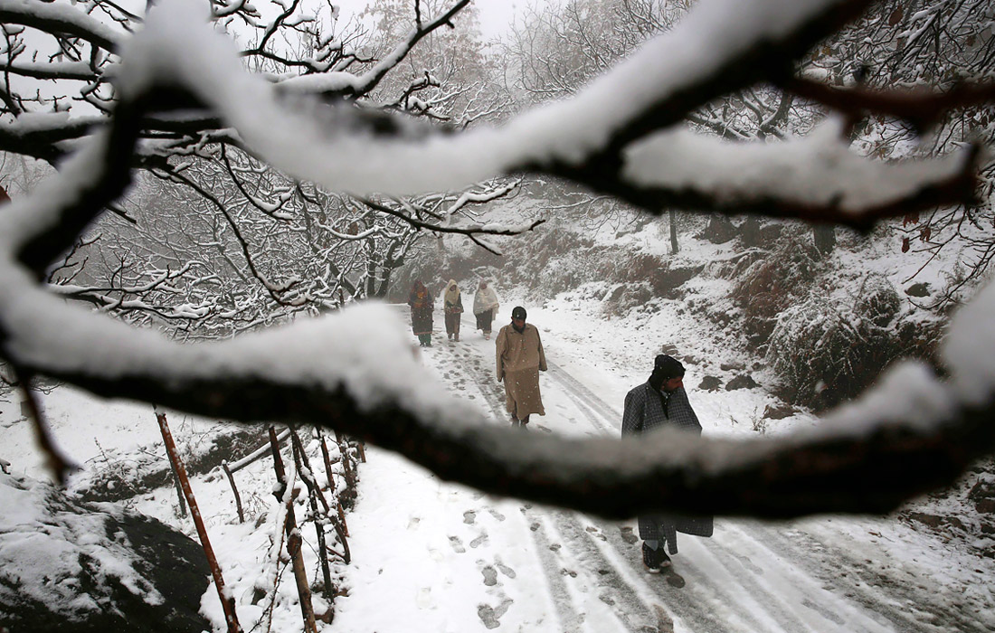 В индийском Кашмире выпал первый снег