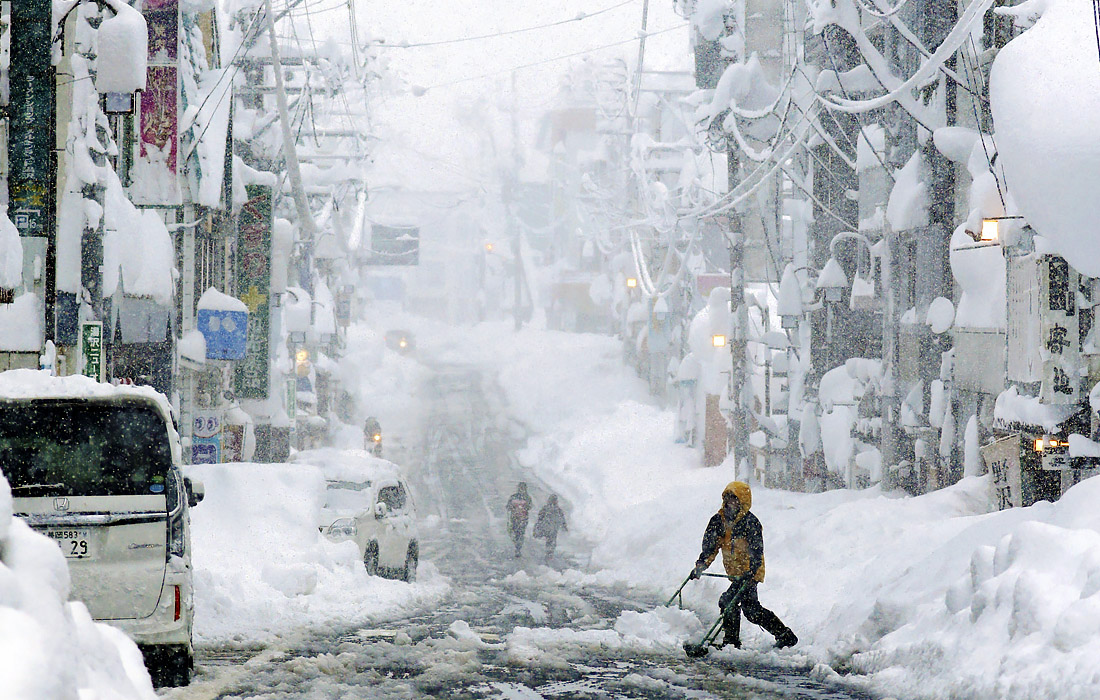 Снегопад в японском поселке Юдзава