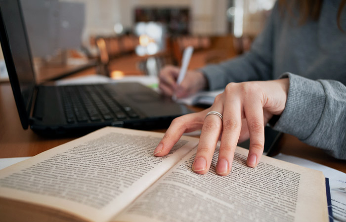 Факультет журналистики МГУ объявил итоги ежегодного конкурса на стипендию Группы "Интерфакс" им. Бориса Грищенко