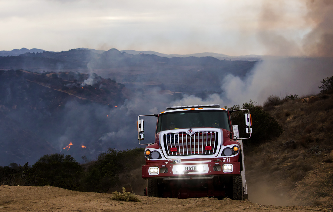  В Калифорнии недалеко от Сан-Диего было эвакуировано около 7 тысяч человек из-за лесных пожаров 
