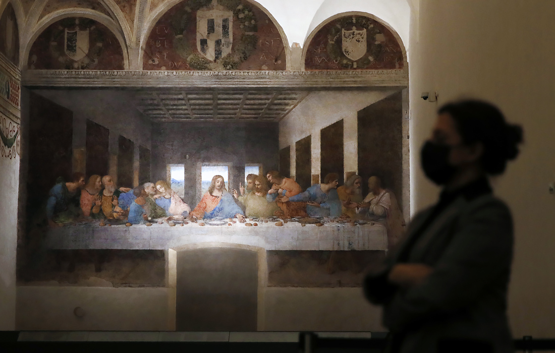 Для посетителей вновь открылась трапезная монастыря Санта-Мария-делле-Грацие, где находится фреска Леонардо да Винчи "Тайная вечеря"
