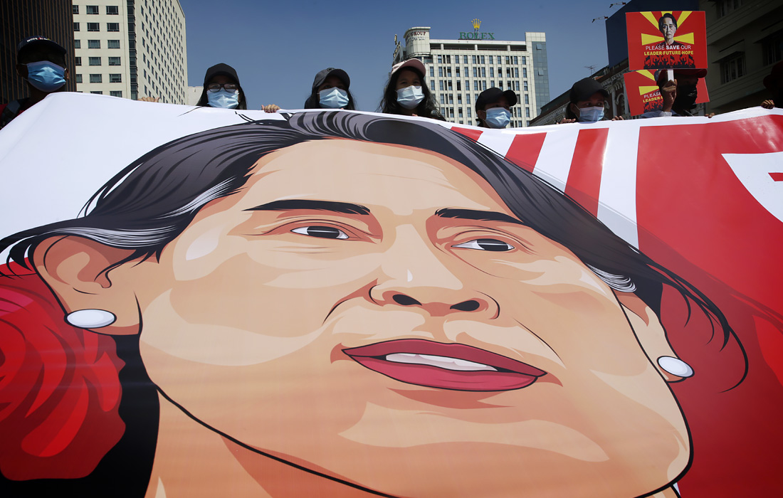 В Янгоне продолжаются протесты против военного переворота в Мьянме