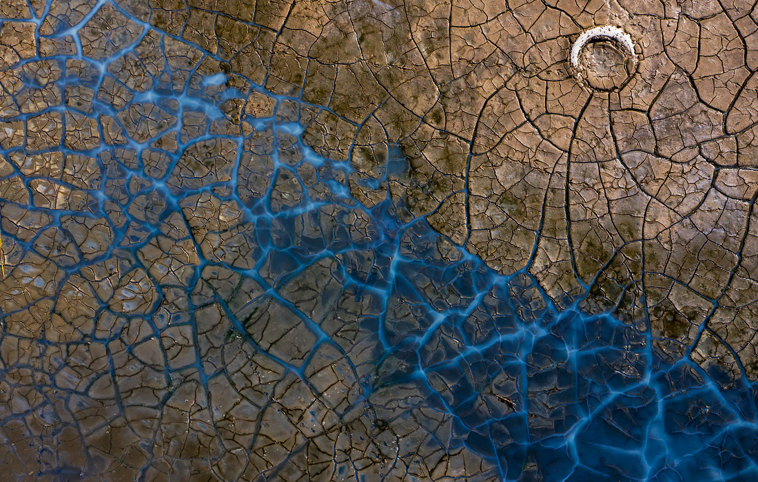 Высыхающее соленое озеро Солтон-Си в Калифорнии