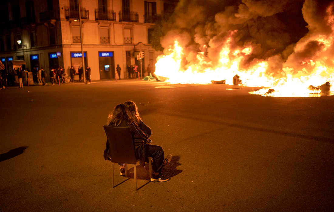 В Испании протесты против ареста рэпера переросли в беспорядки