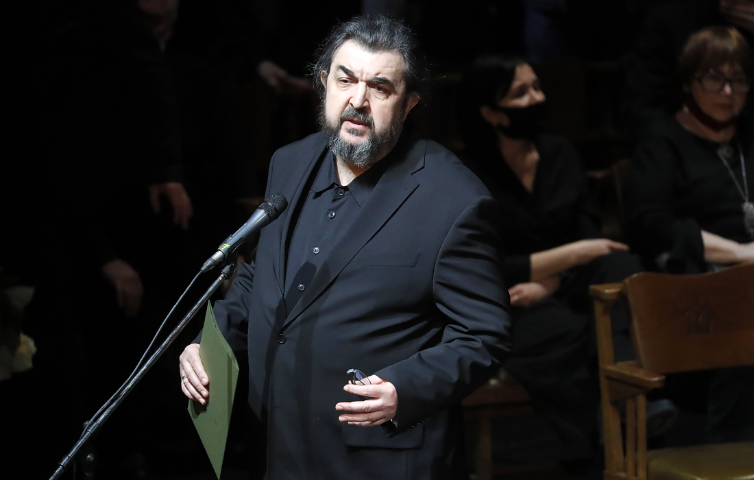 Ректор Школы-студии МХАТ, актер Игорь Золотовицкий