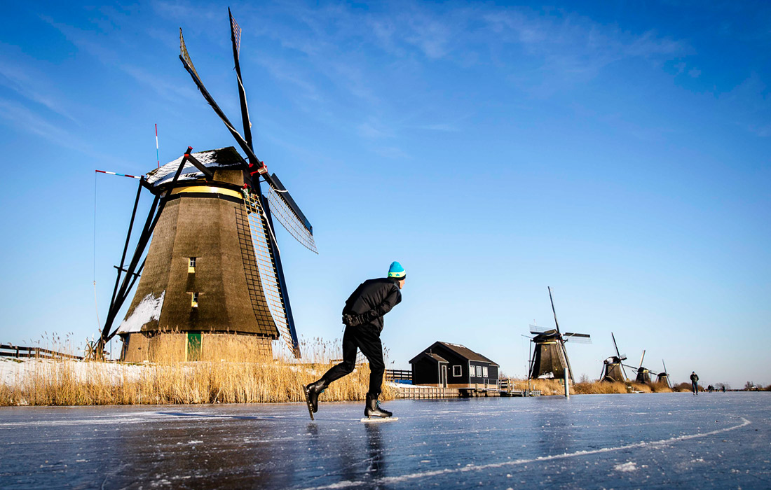Катание на коньках в Киндердейке, Нидерланды