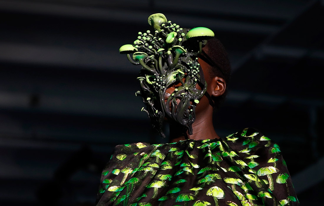 Дизайнер Даниэль Дель Кор представил новую коллекцию на Неделе моды в Милане