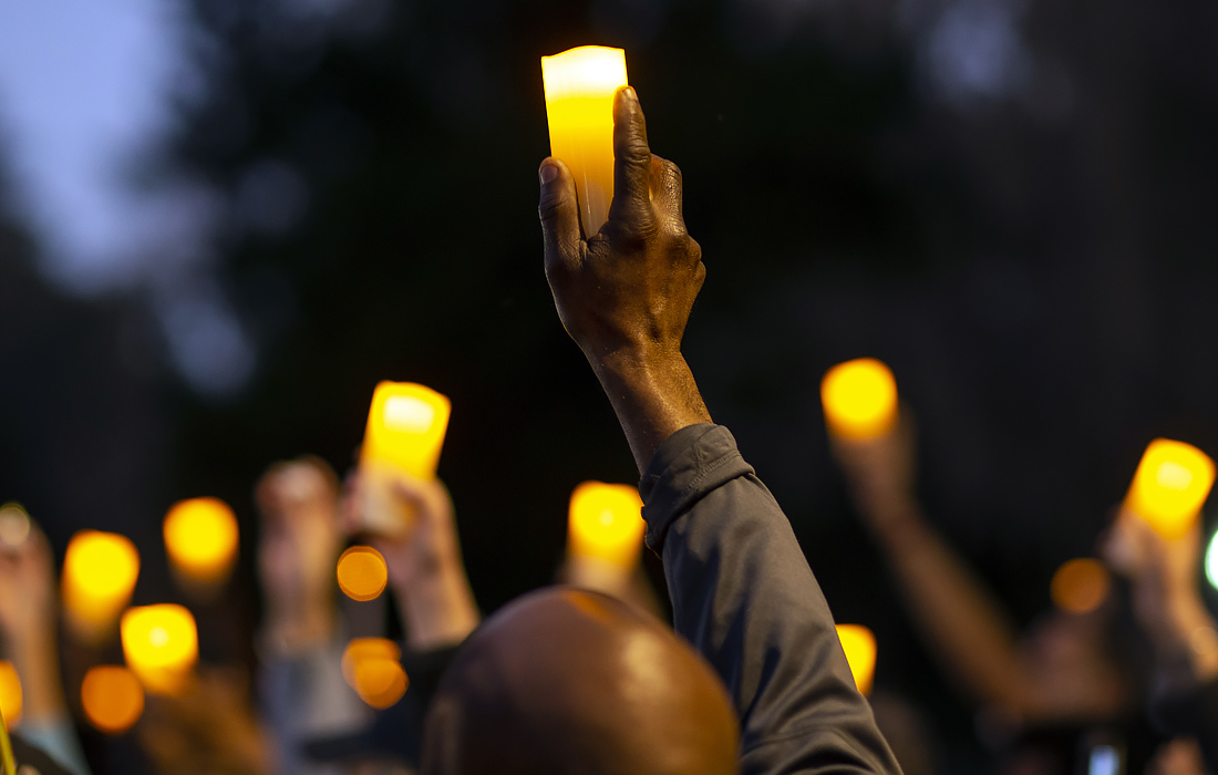 Акция памяти афроамериканца Амады Орбери, застреленного жителями штата Джорджия во время пробежки в районе города Брансуик