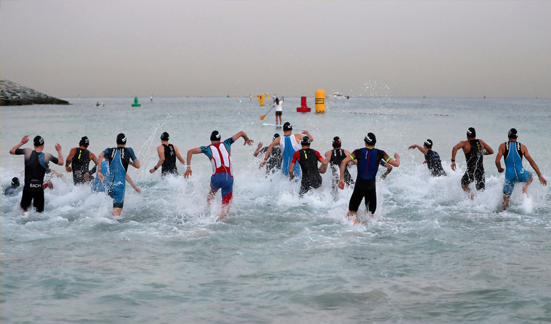 Соревнования по триатлону IRONMAN 70.3 в Дубае