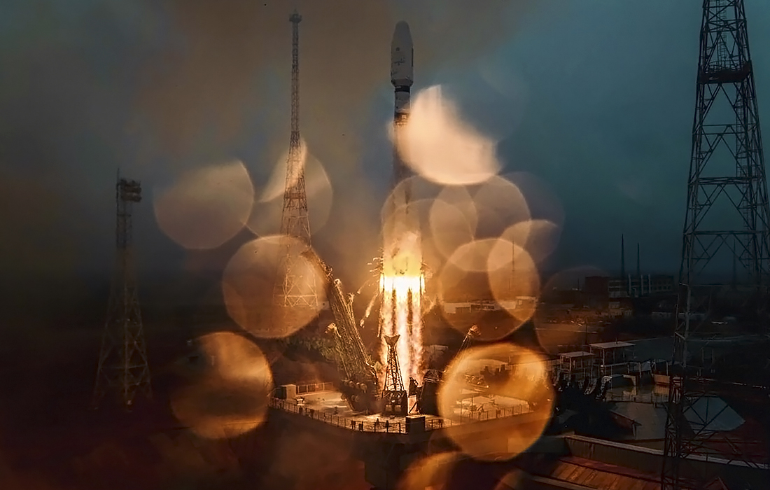 Запуск ракеты-носителя "Союз-2.1а" с 38 спутниками из 18 стран с космодрома Байконур