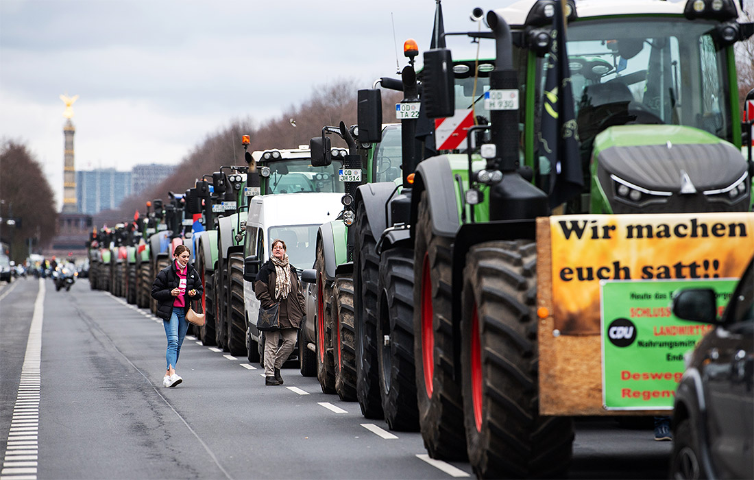 В Берлине фермеры устроили акцию протеста против защищающего насекомых законопроекта