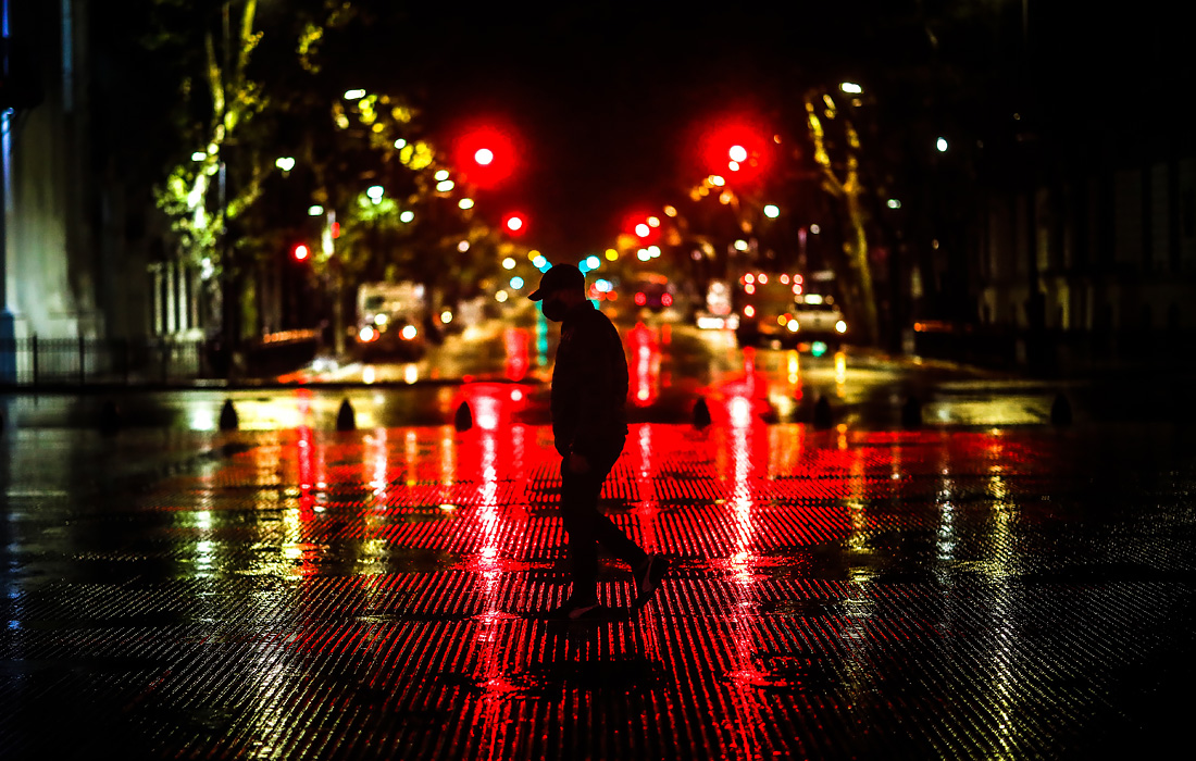 Власти Аргентины продлили срок действия карантинных ограничений до 30 апреля